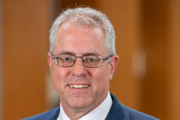 Ron Zimmer, Profile